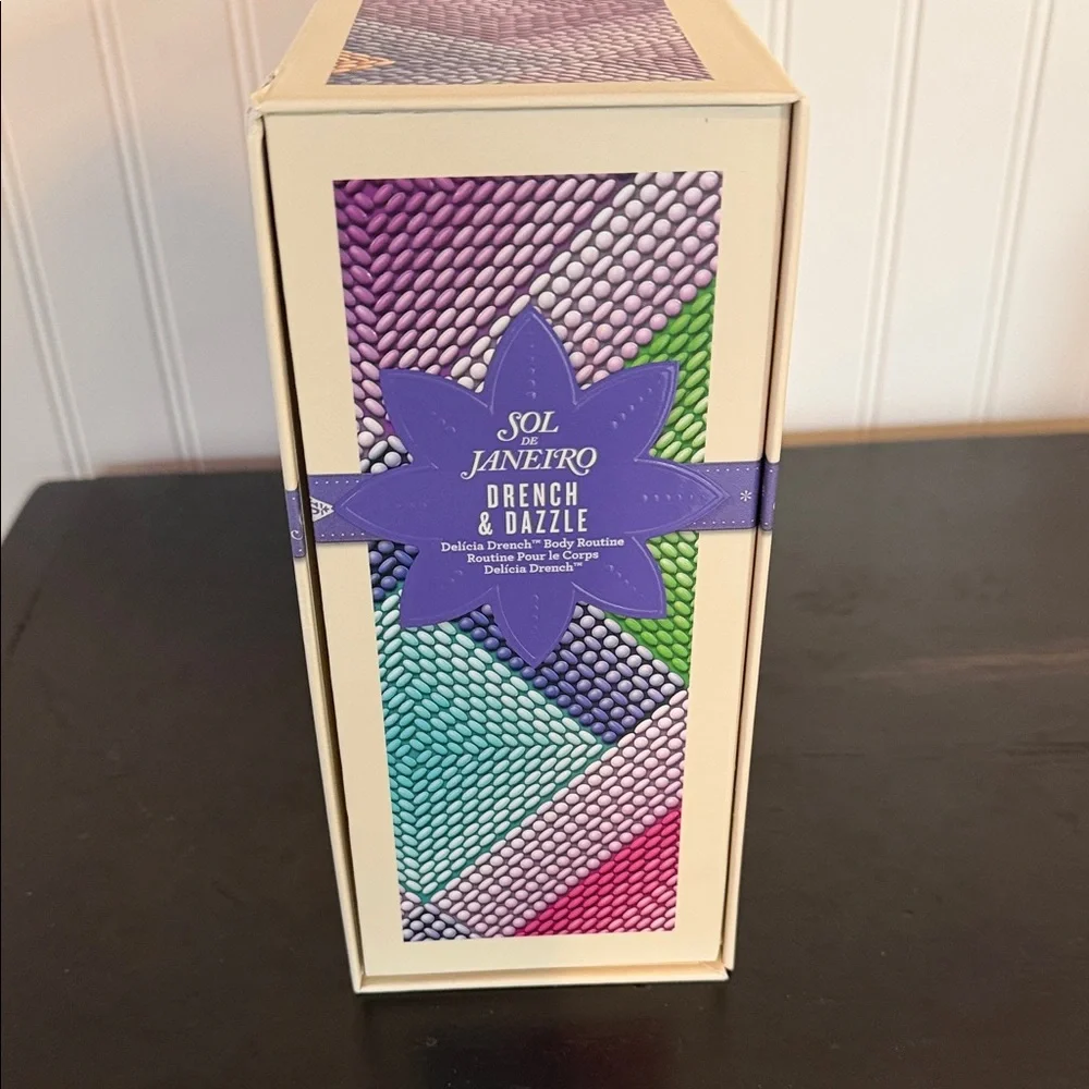 Sol de Janeiro Drench & Dazzle Set - Purple and White - Picture 3 of 5